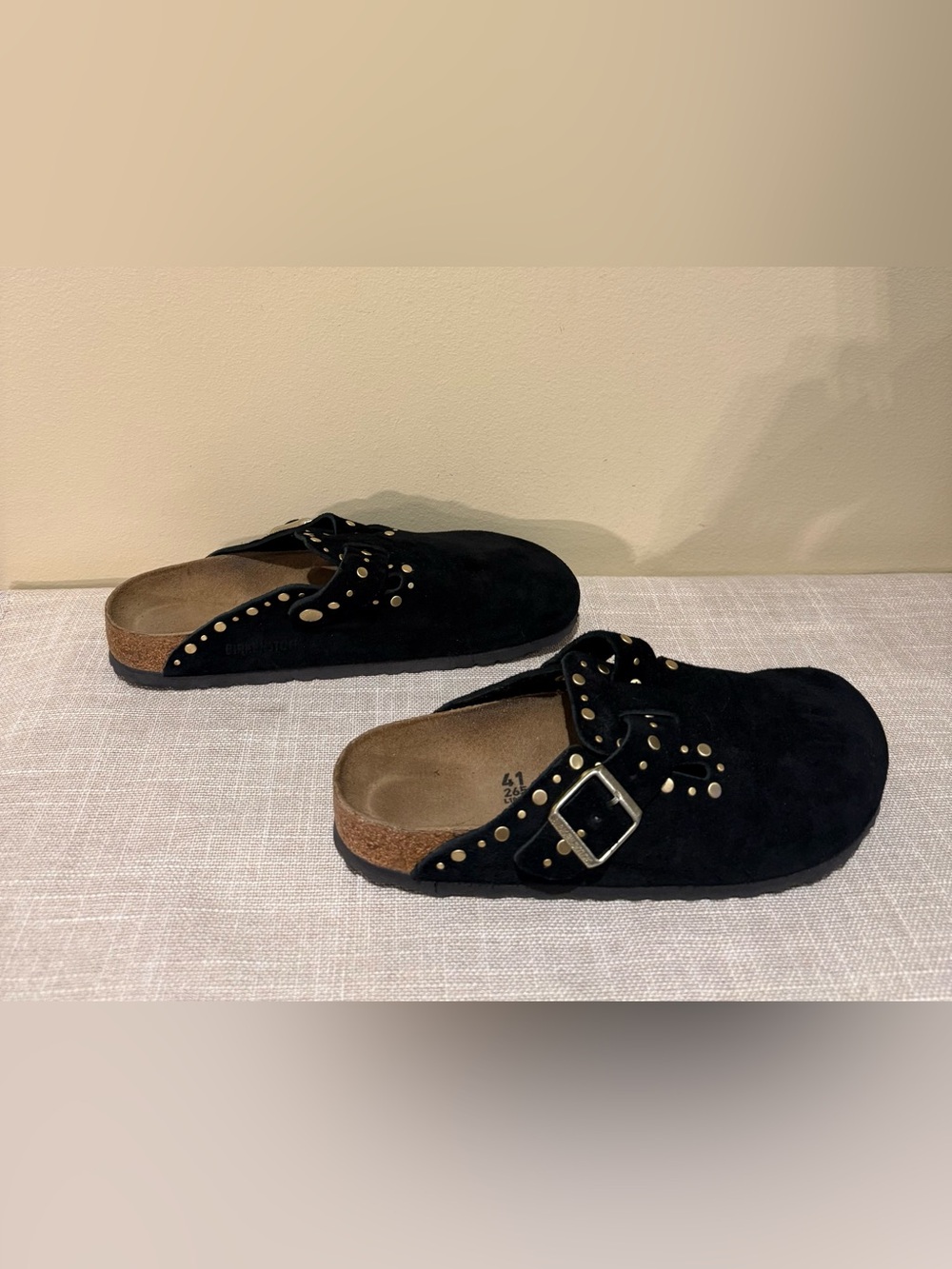 Birkenstock Boston Studded Suede Clogs Black Gold Studs EU 41 US 10 M L10 - Picture 5 of 8
